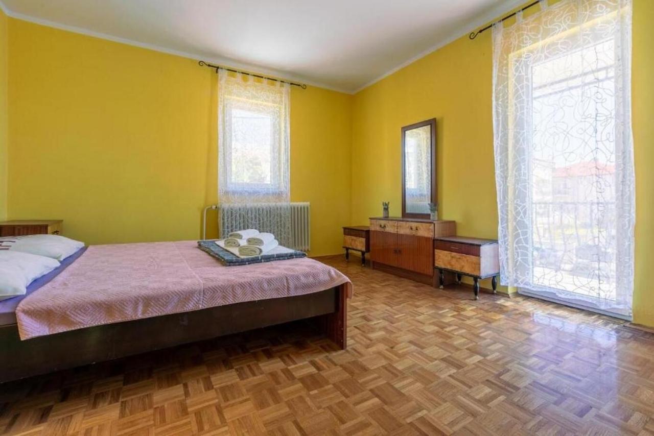 Apartment Mira Crikvenica Luaran gambar